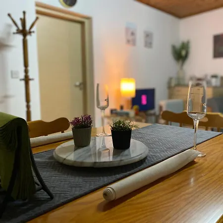 Orosthea - Style Living *
